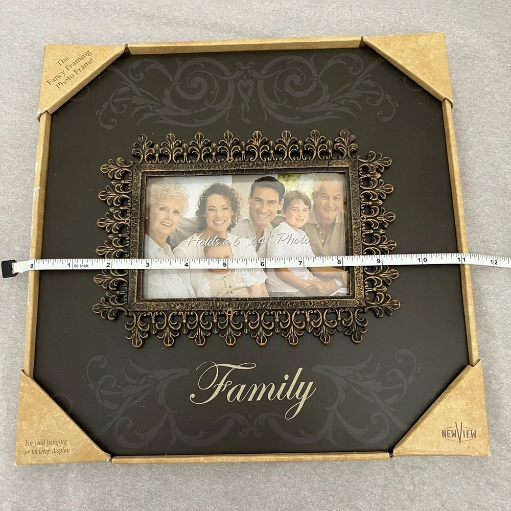New View Family 6”x4” Picture Frame NWT